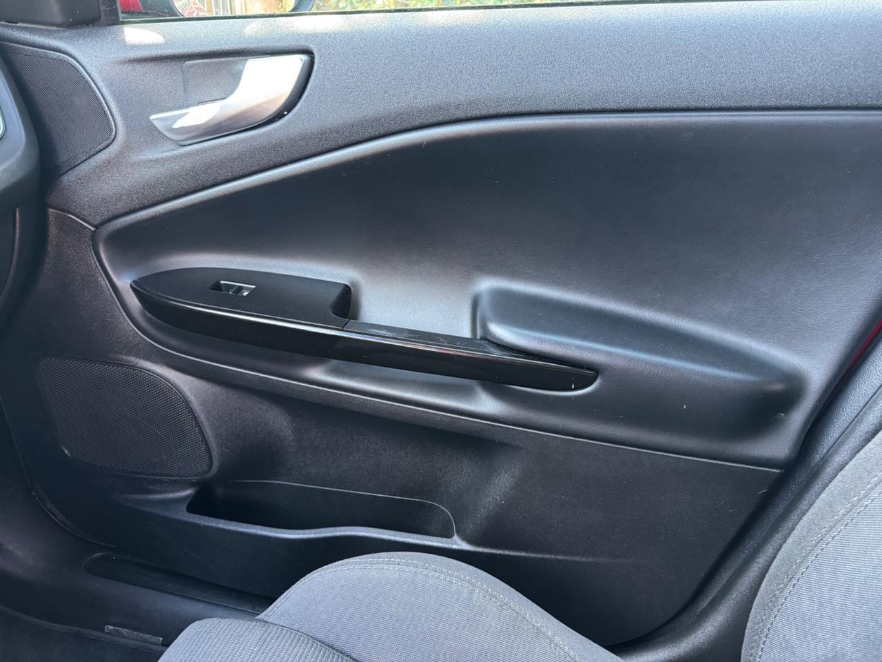 Alfa Romeo Giulietta 1.6 JTDm-2 105 CV Exclusive