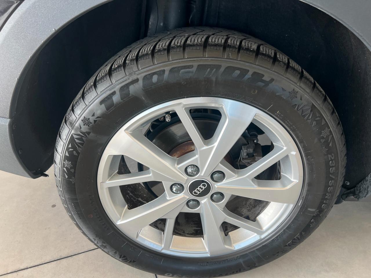 Audi Q3 35 TDI S tronic Business Advanced solo 73.543km tagliandati audi