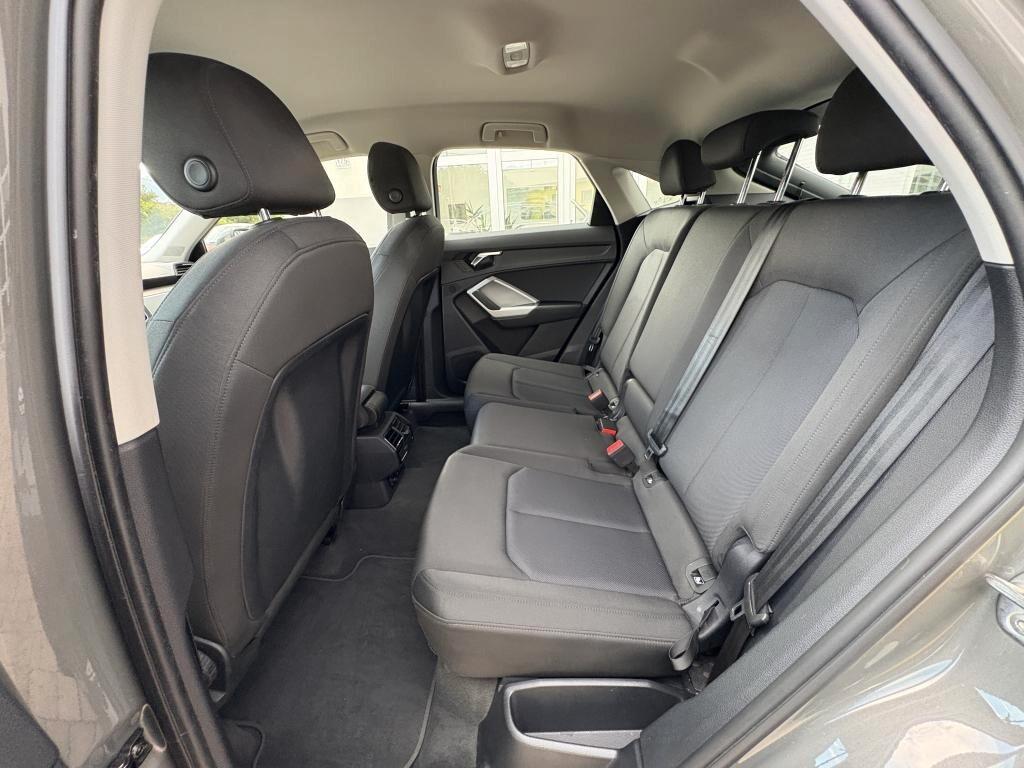 Audi Q3 35 TFSI 150cv Business Advanced