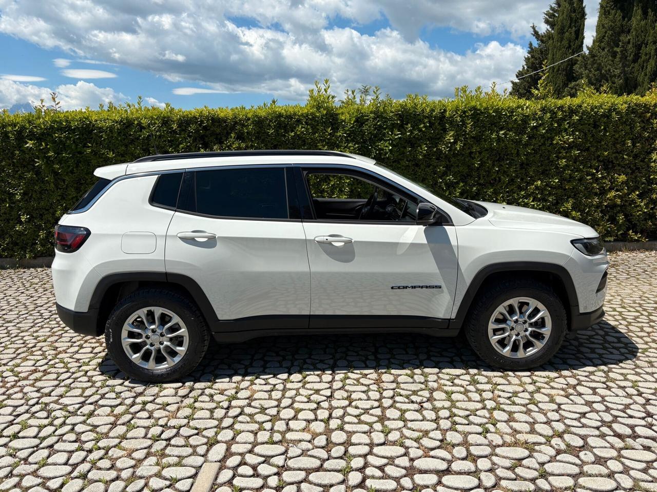 J Compass 1.3Hyb. 4xe L-Lock Lim. 190 P-In 2022