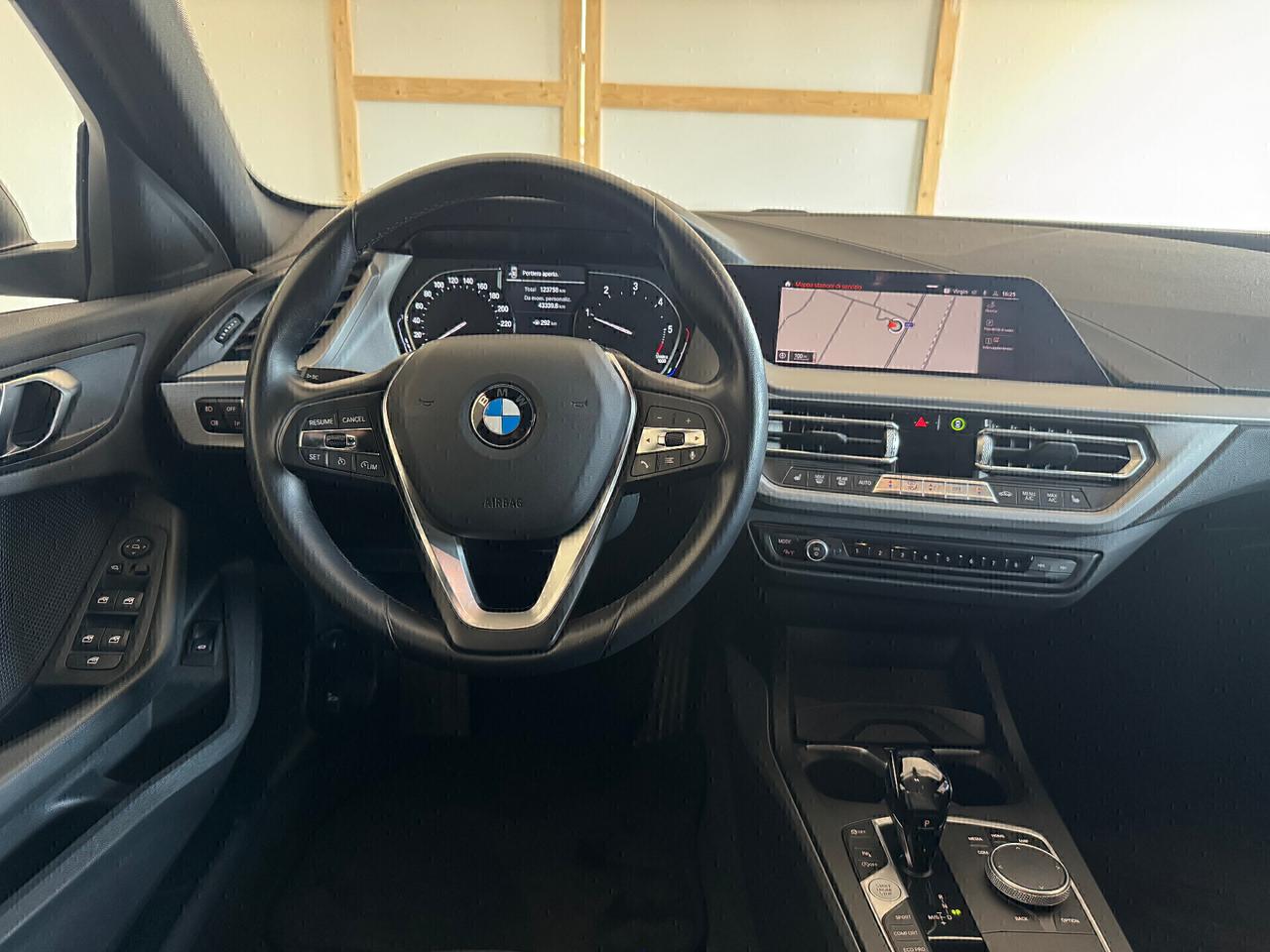 Bmw 116d Sport Line - 2021