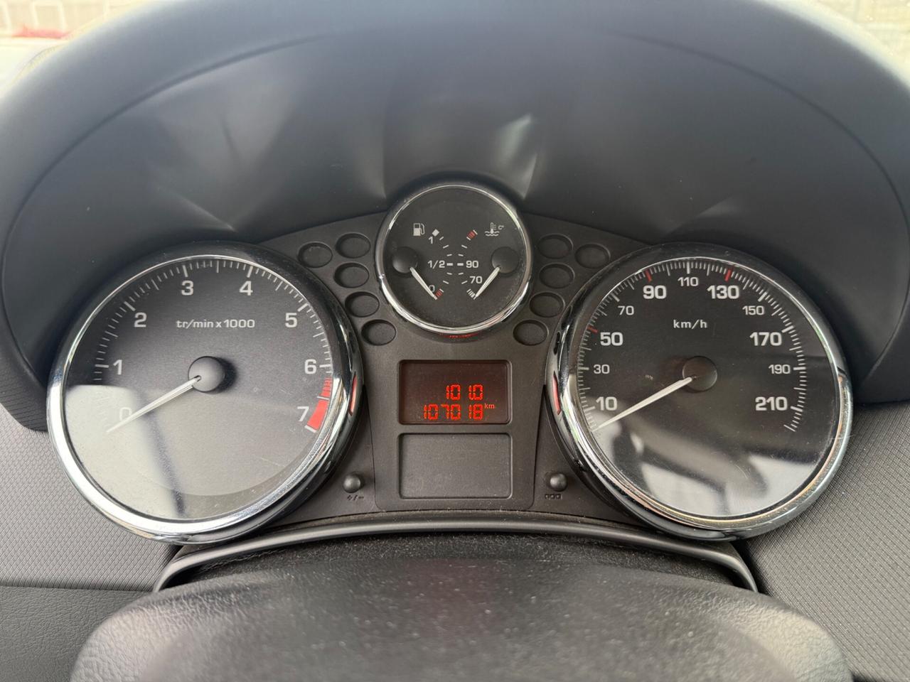 Peugeot 207 1.4 88CV 5p. XS