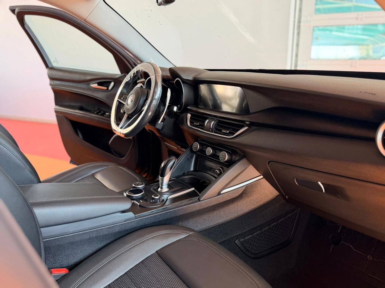 Alfa Romeo Stelvio 2.2 Turbodiesel 210 CV AT8 Q4 STRAFULL
