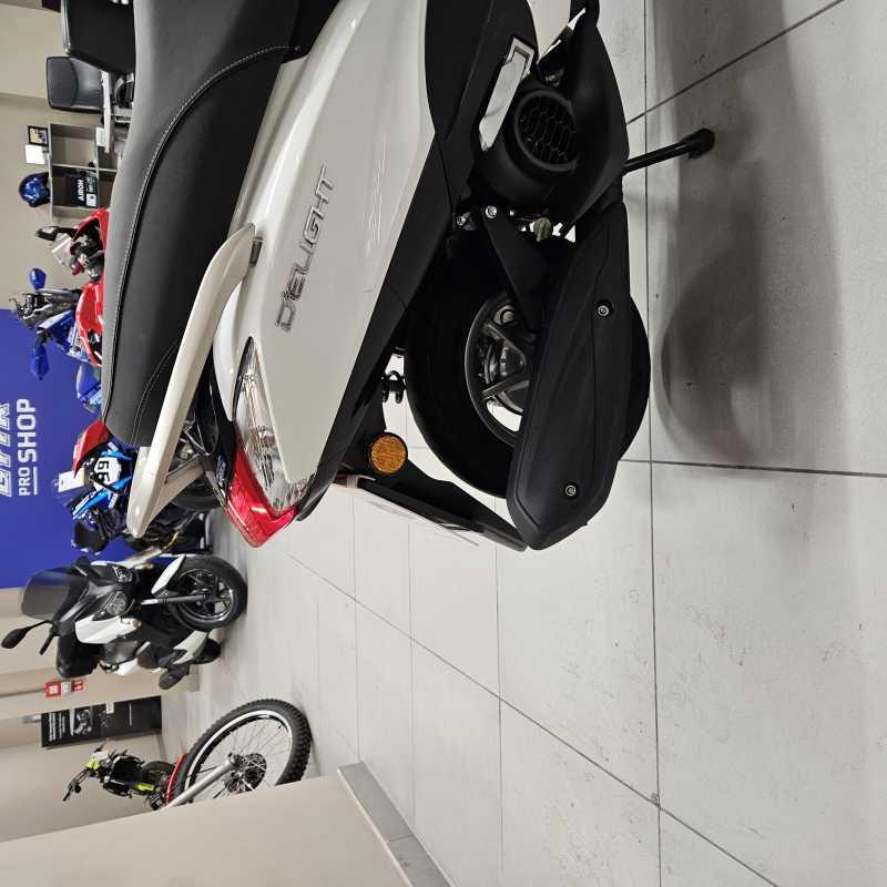 Yamaha D'Elight 125 - 2024