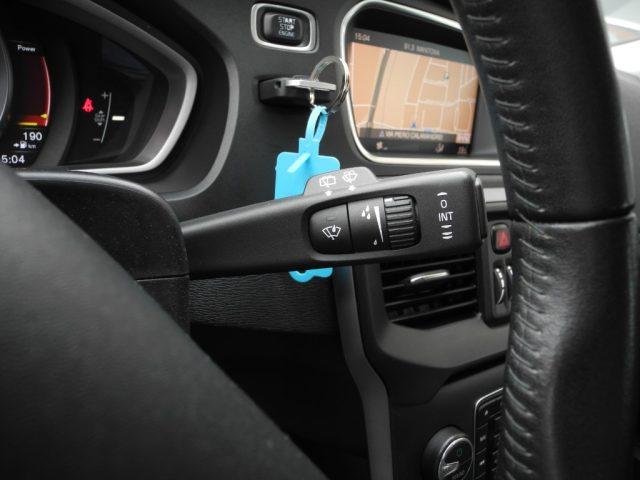 VOLVO V40 D2 Business Plus -OK NEOPATENTATI- UNICA PROPR.