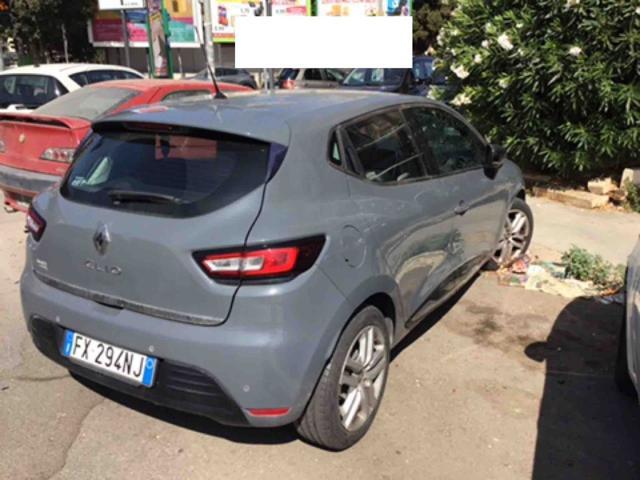 RENAULT Clio dCi 8V 75 CV 5 porte Moschino Zen