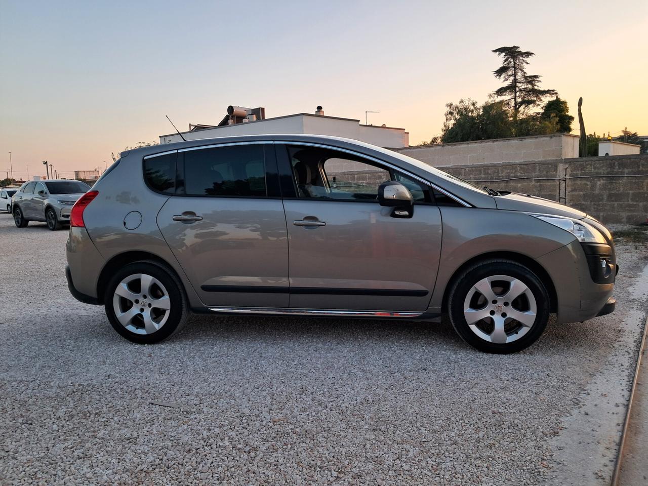 Peugeot 3008 1.6 HDi 112CV Allure*CLIMA*CERCHI