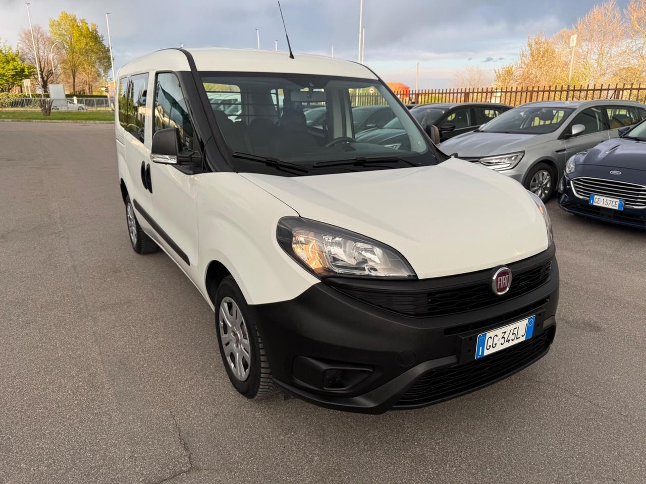 Fiat Doblo 1.6 MJT 90CV S&S PC Combi N1 Lounge