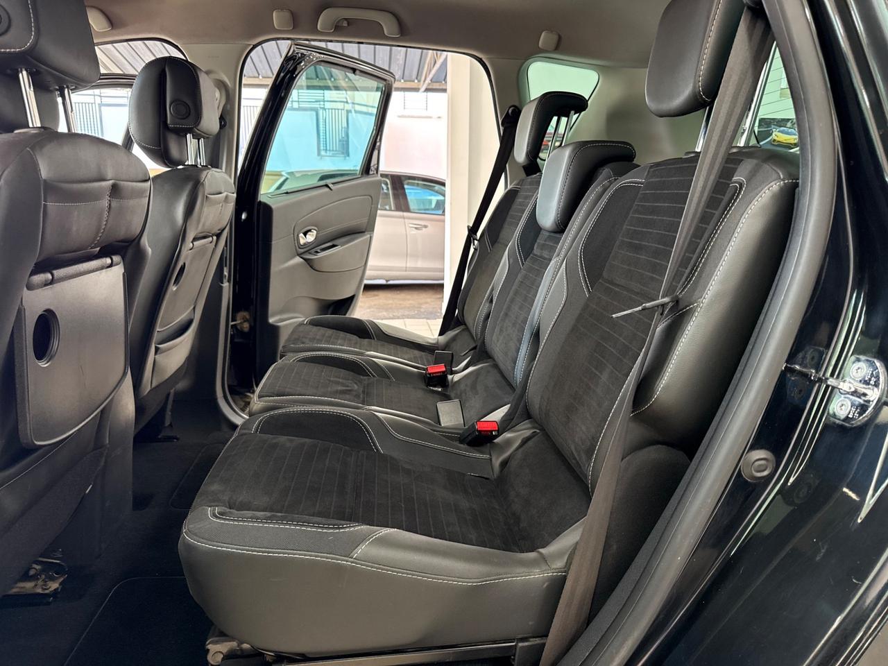 Renault Scenic xmod cross 1.5 dci