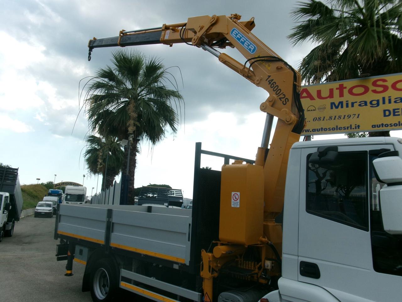 Iveco EUROCARGO 120/22 E5 GRU EFFER 14600/2S 4 PIEDI +CASSONE FISSO DA 4.20 METRI