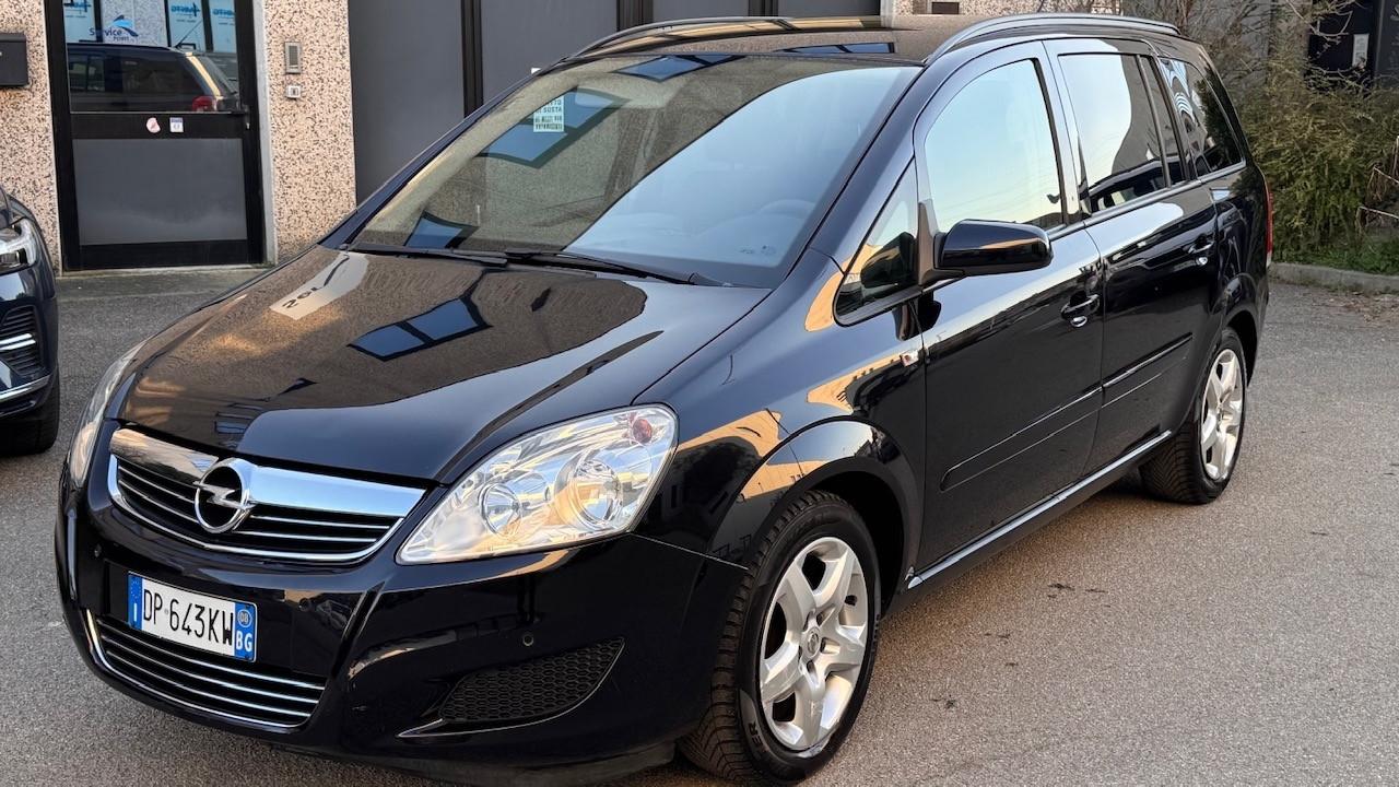 Opel Zafira 1.8 16V VVT Cosmo BENZ E GPL
