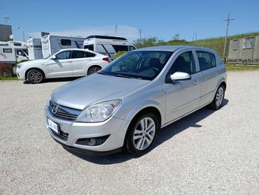Opel Astra 1.7 cdti Cosmo 125cv 6m fap
