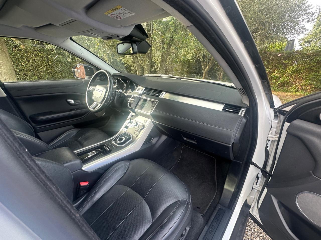 Land Rover Range Evoque 2.0 TD4 180 CV 5p. SE Dynamic