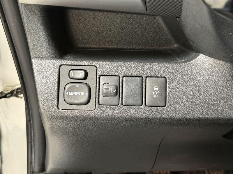 Toyota Verso-S Verso-S 1.4D MT Active