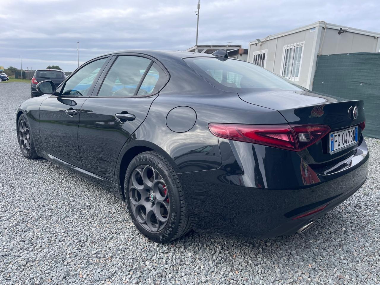 Alfa Romeo Giulia 2.2 GARANZIA