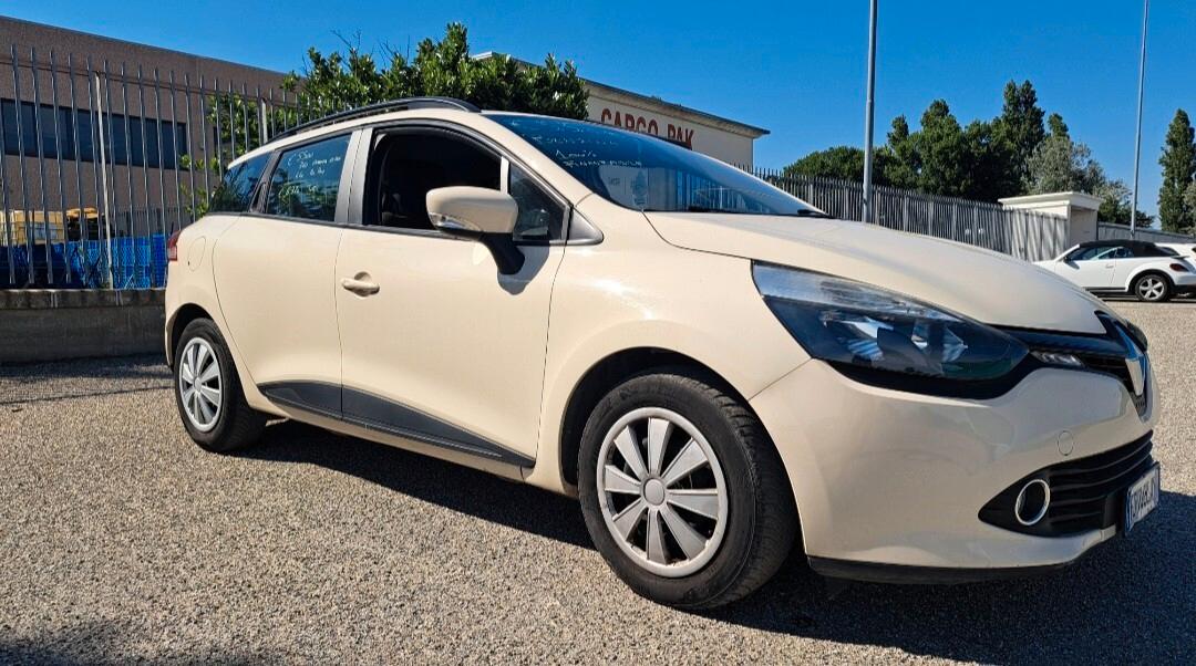 Renault Clio Sporter 1.2 75CV Zen