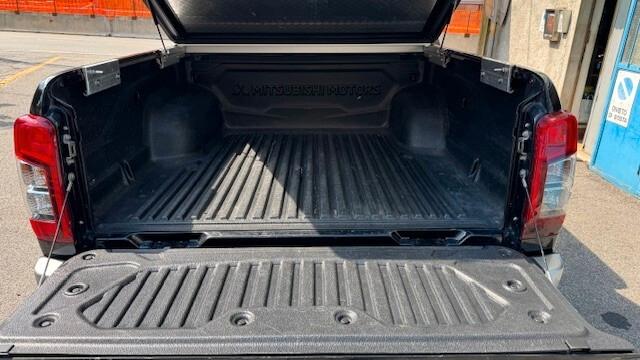 Mitsubishi L200 2.3 D Double Cab 4x4 Easy Select Invite Connect