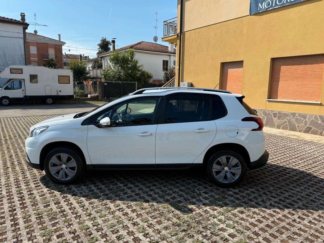 Peugeot 2008 PureTech 82 S&S Active
