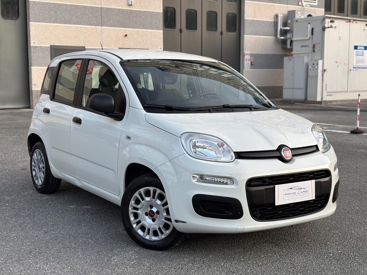FIAT PANDA 1.2 benzina 5 POSTI EURO 6 NEOPATENTATI