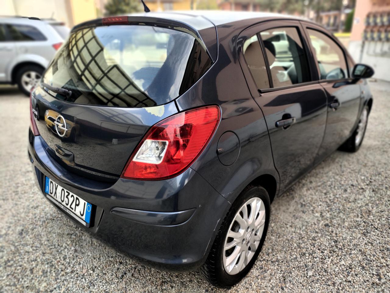 Opel Corsa 1.2 5 porte Enjoy