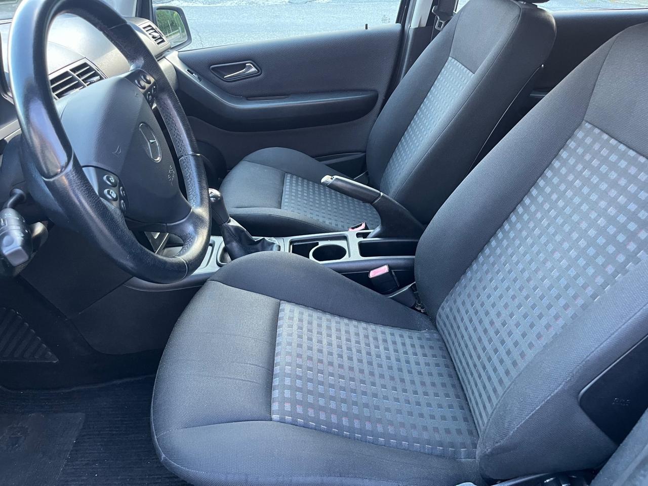 Mercedes-benz A 160 CDI BlueEFFICIENCY Executive