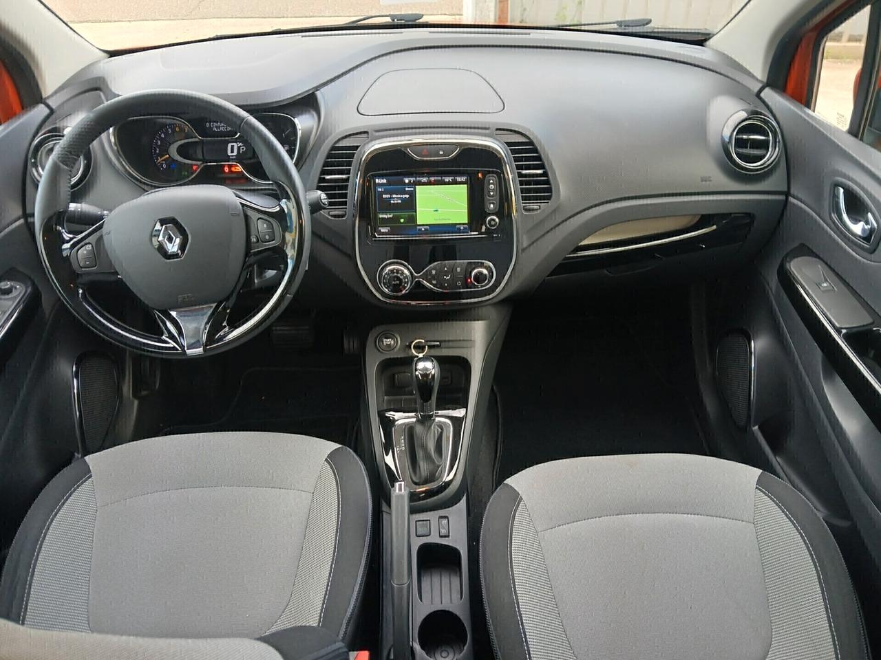 RENAULT Captur Energy R-Link 1.200 TCE 120cv Autom.