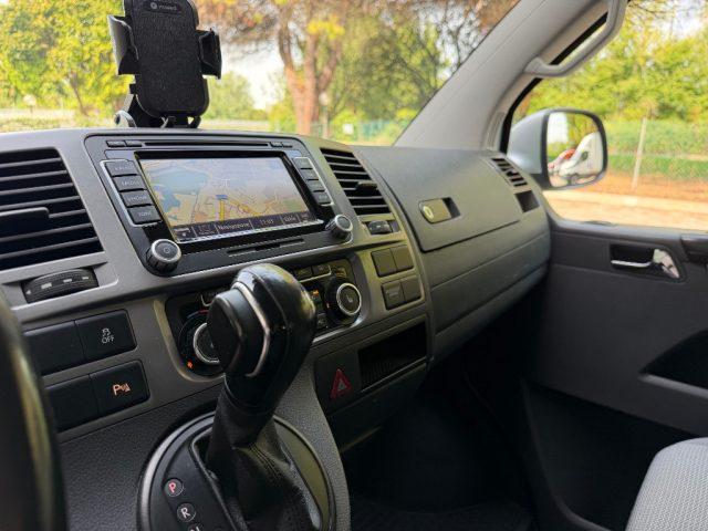 VOLKSWAGEN Caravelle 2.0 TDI DSG 140 CV 7 POSTI NAVIGATORE RETROCAMERA