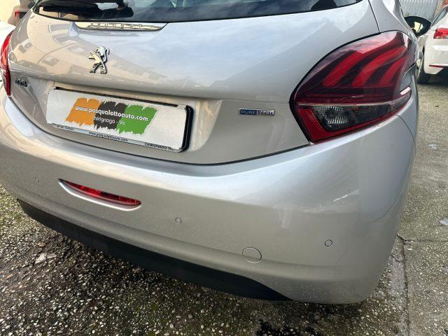 PEUGEOT 208 1.2 GPL PureTech 82 5p. Allure