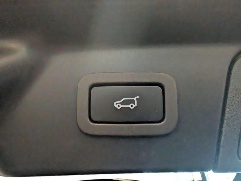 Land Rover Range Rover Velar 2.0D I4 204 CV R-Dynamic SE