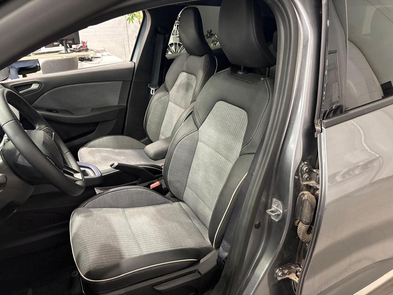 Renault Clio 1.0 tce Techno 90cv