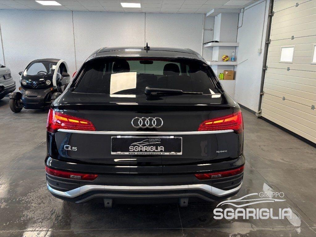 Audi Q5 SPB SPORTBACK Quattro S Line 40 TDI S tronic 4X4