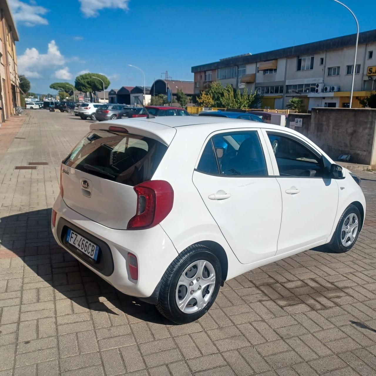 58.968KM COME NUOVA PICANTO 1.0 PER NEOPATENTATI