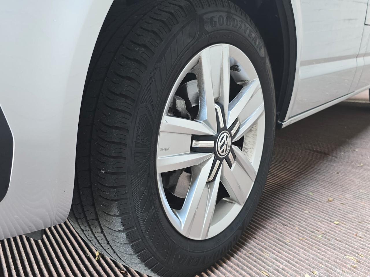 Volkswagen Caravelle 2.0 TDI 150CV DSG PC Comfortline