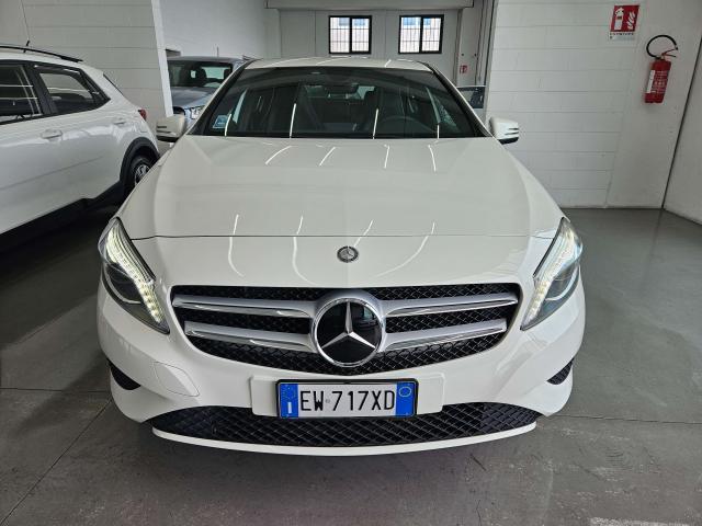Mercedes-Benz A 180 cdi Sport automatico / Neopatentati