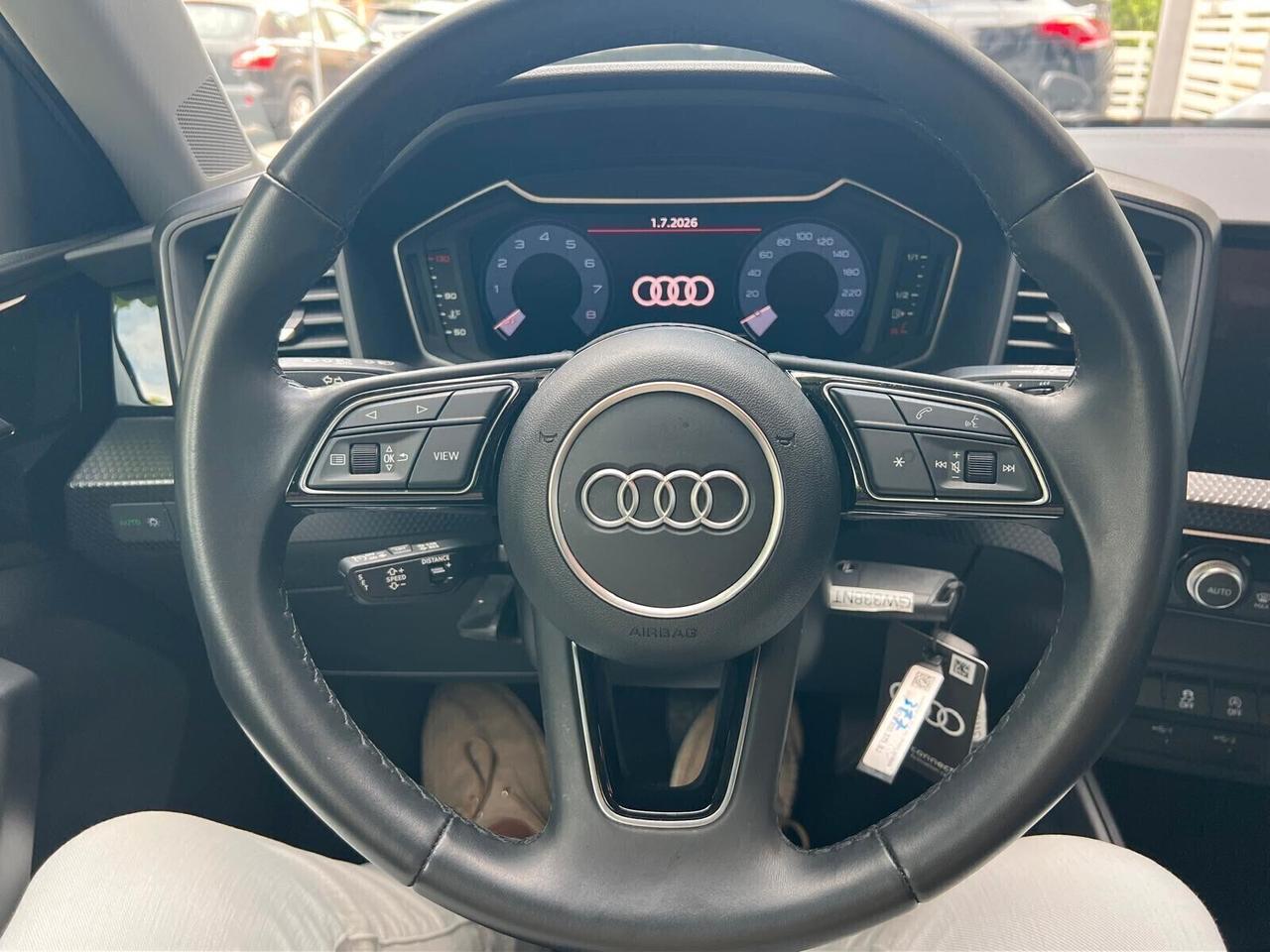 AUDI A1 ALLSTREET 30 TFSI S-TRONIC BUSINESS NEOP 15.800 km
