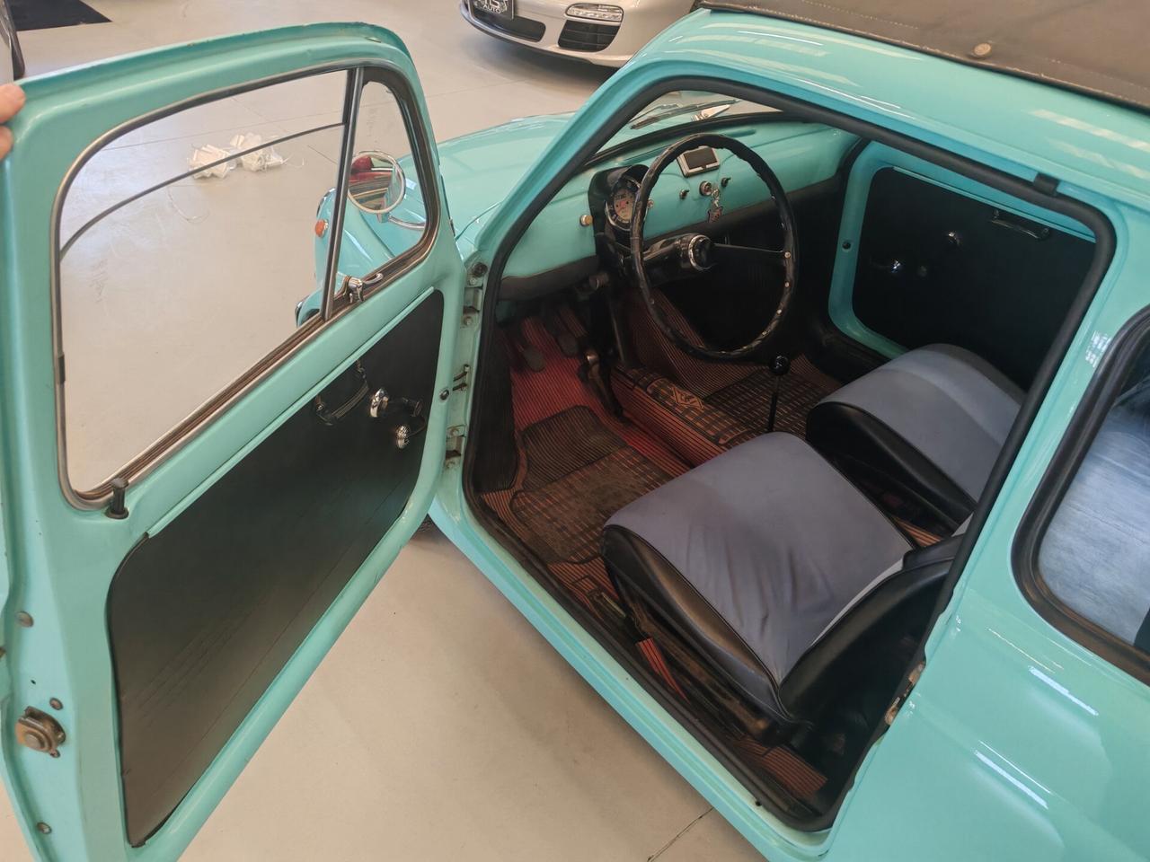 Fiat 500R restaurata