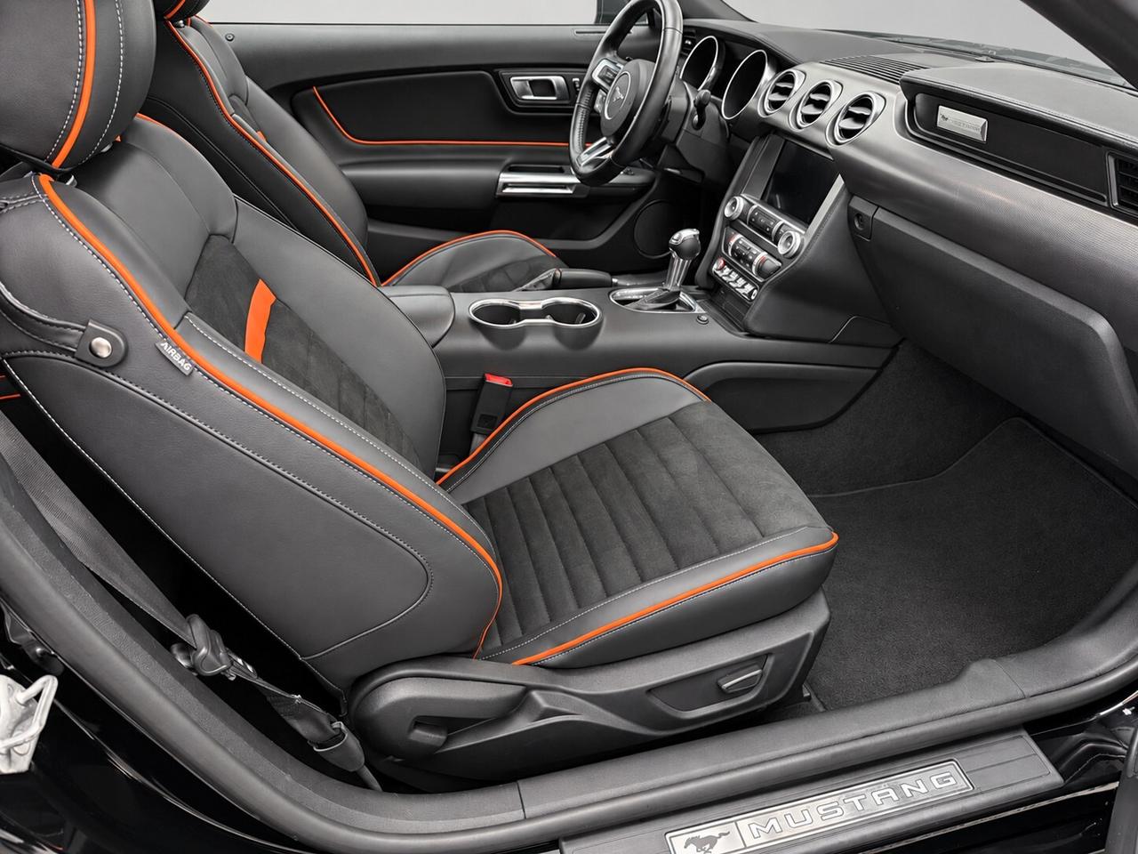 Ford Mustang 2.3 PELLE NAVIGATORE TOTWCARPLAY TELECAMERA LED