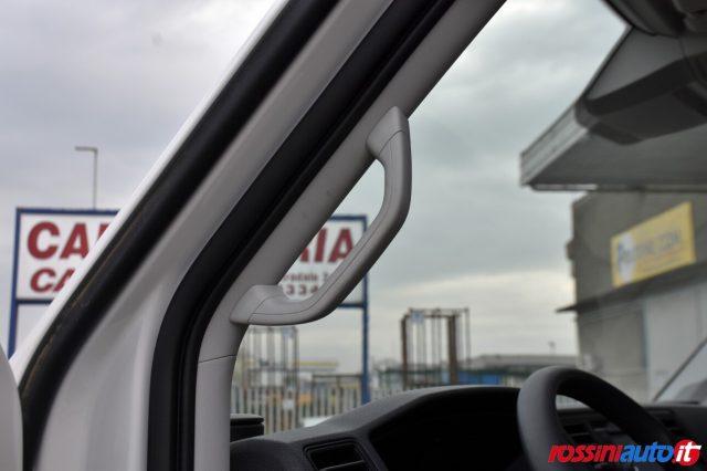 VOLKSWAGEN Crafter 50/35 2.0 TDI 122 CV L4 RWD CENTINA E TELO