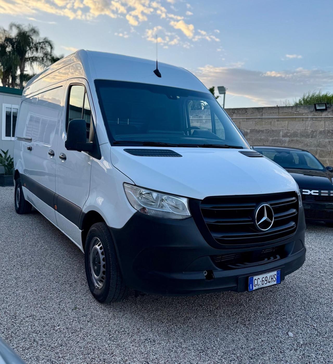 Mercedes Benz sprinter tetto alto perfetto