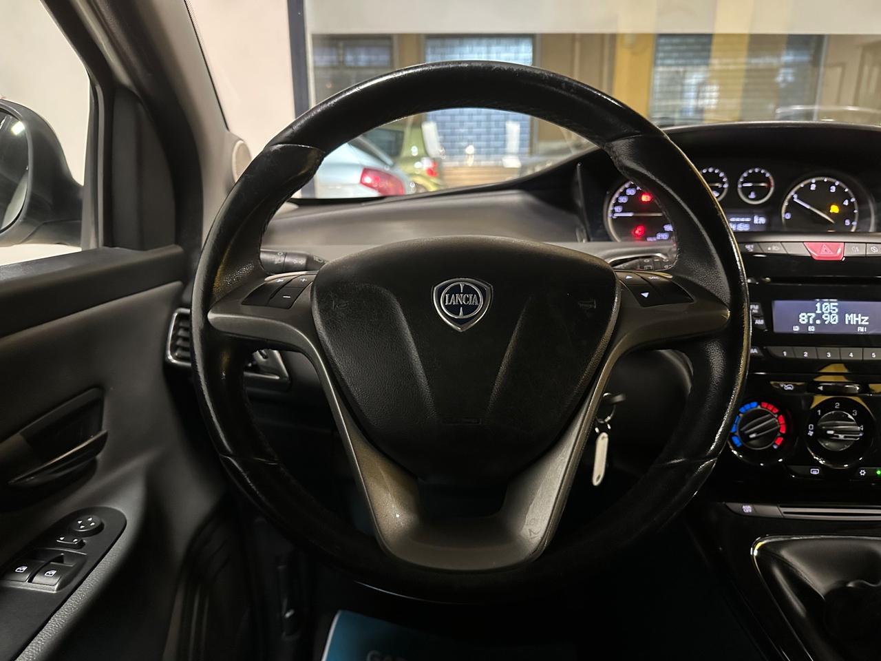 Lancia Ypsilon 1.3 MJT 16V 95 CV 5 porte S&S Gold