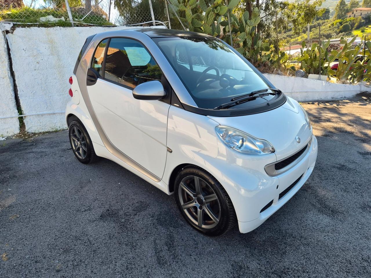 Smart ForTwo 1000 52 kW coupé passion