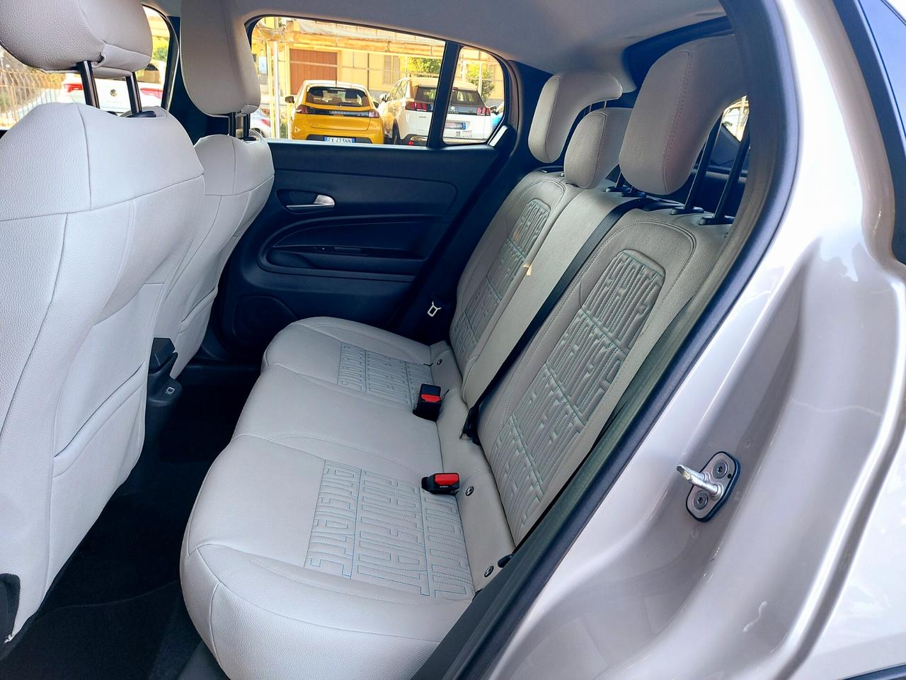 Fiat 600e 62 kWh Electric drive `La Prima` - 2025