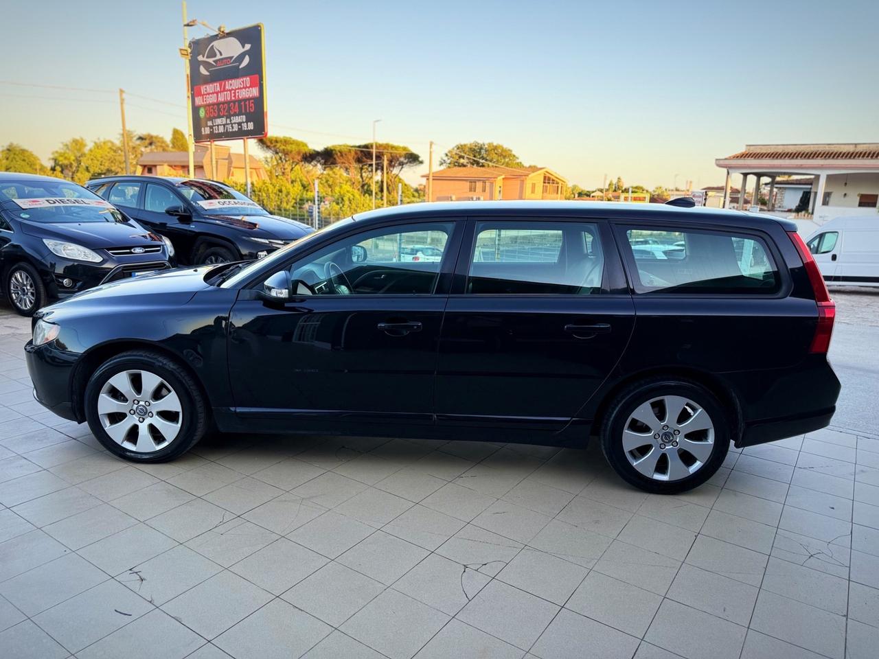 Volvo V70 2.4 D5 Summum Garanzia 12 Mesi
