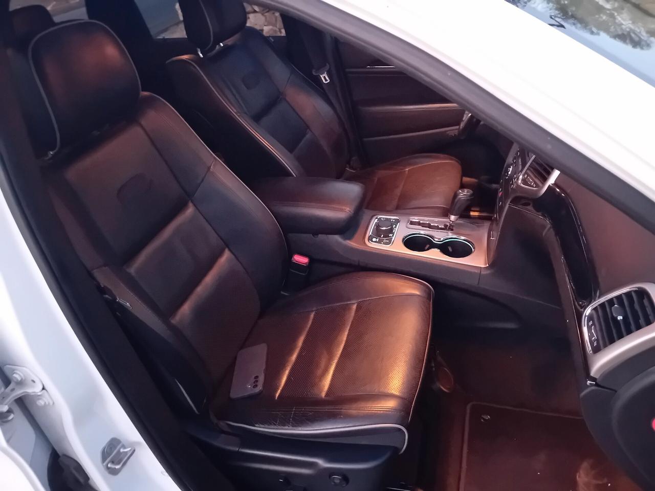 Jeep Grand Cherokee 3.0 CRD 241 CV Overland