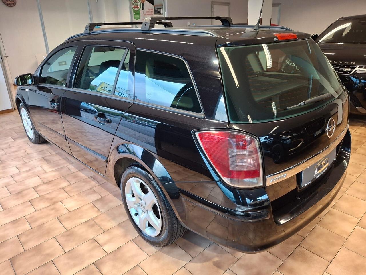 Opel Astra 1.7 CDTI 101CV Station Wagon Club