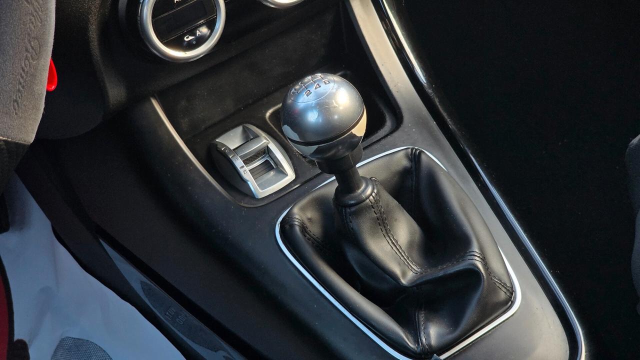 Alfa Romeo Giulietta 1.6 JTDm-2 105 CV Exclusive