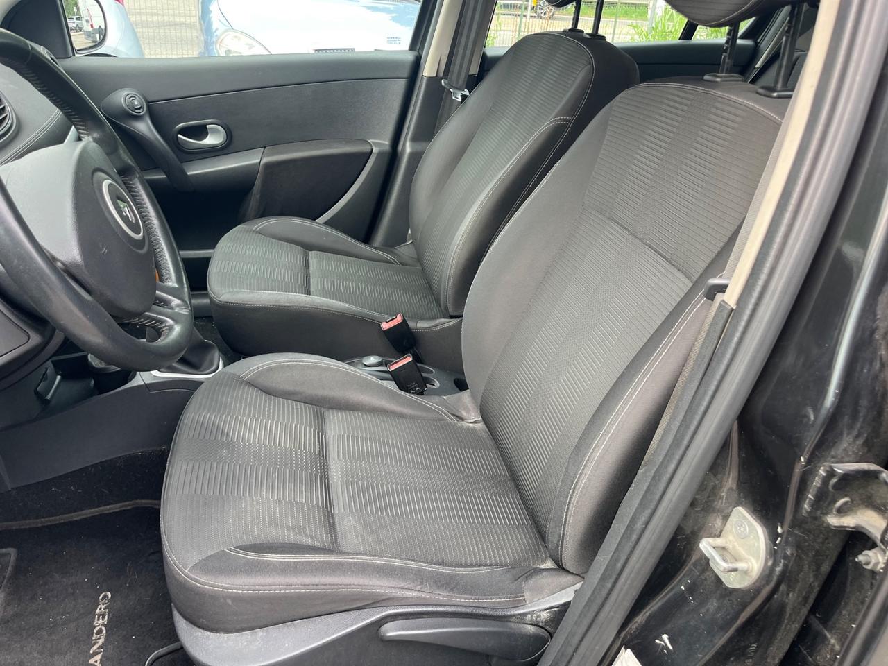 Renault Clio 1.2benzina/101CV/neopatentati/Euro5/5Porte