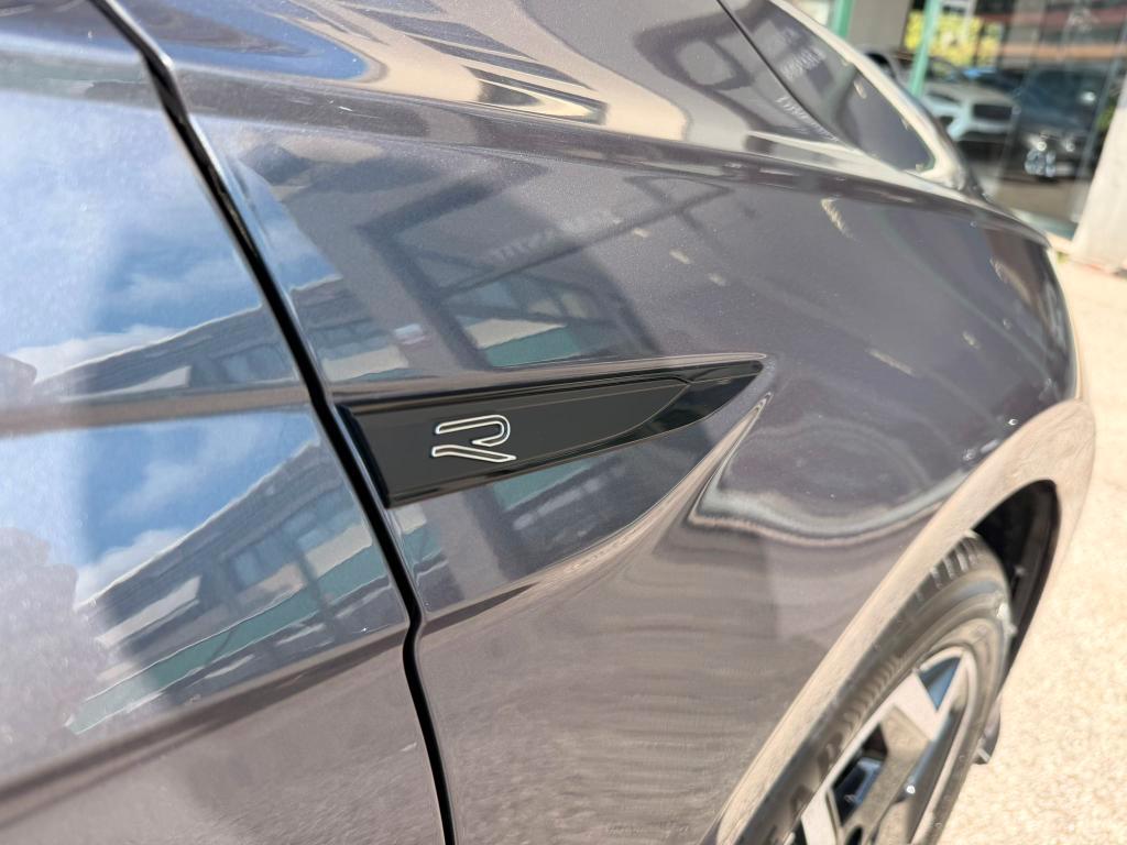 Volkswagen Polo 1.0 tsi R-Line 115cv dsg