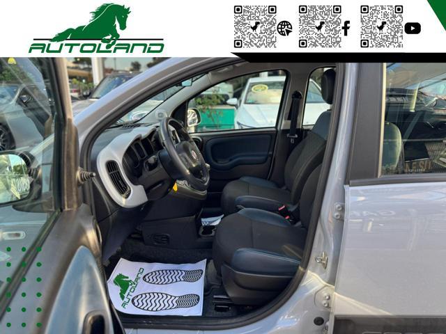 FIAT Panda Cross 1.0 FireFly S&S Hybrid UniPro UConnect 7 Pollici