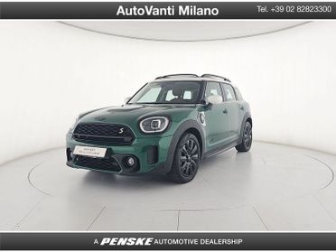 MINI Countryman Plug-In Hybrid Cooper S E Classic 4WD automatica